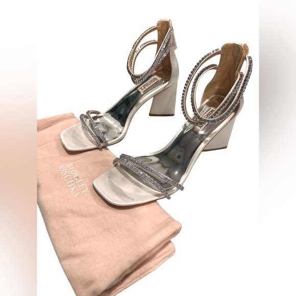 Badgley Mischa womens Lillie Crystal Dual-Strapped Block Heels NEW, Size 9 - Picture 7 of 11